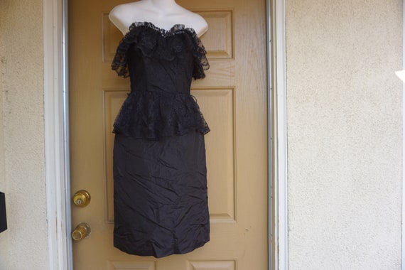 1990s vintage black lace sweetheart dress size sm… - image 4