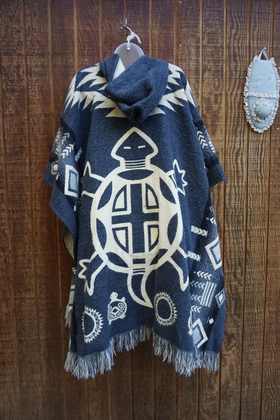 Hooded cape with turtle design jacket size up to … - image 6