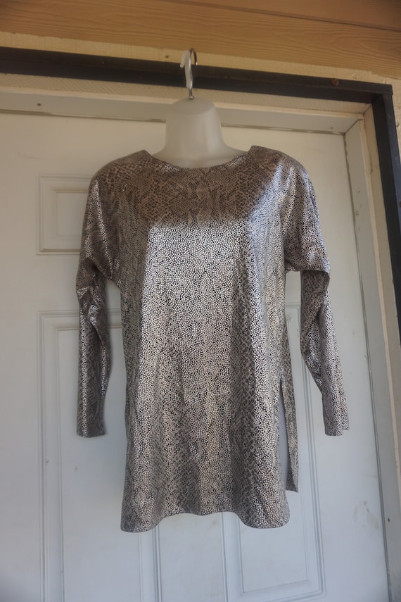 Medium 1980s Blouse with shoulder pads metallic s… - image 1