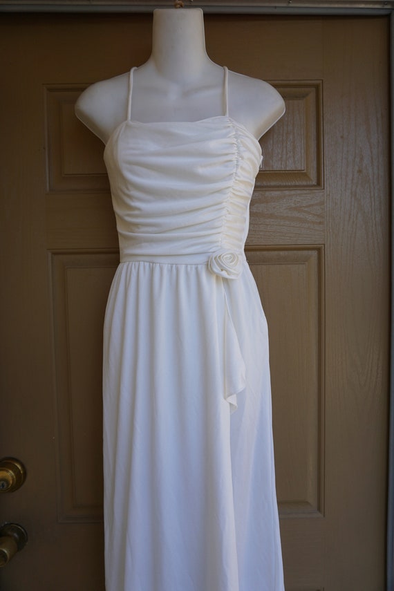 1980s white goddess dress size small 80s flatterin