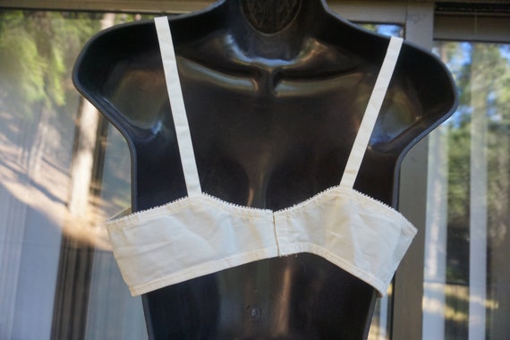 Bullet bra off white sexy 1950s 50s size 38 A - image 7