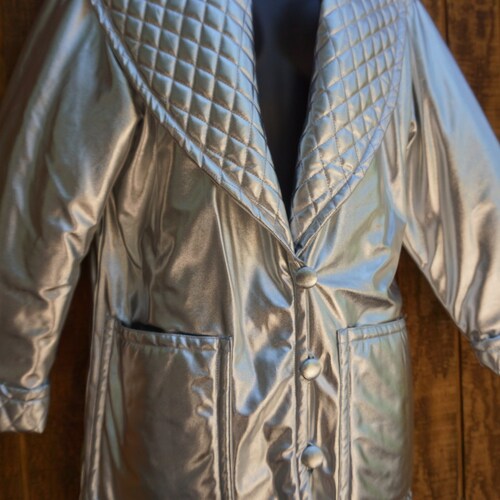 Silver metallic Vintage 1990s jacket by Maurada 90s fun shops unique shiny long oversize slouchy 90s insulated size small