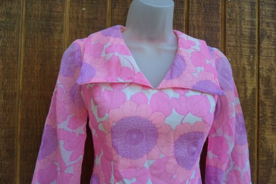 Vintage mini dress pink long sleeve floral short … - image 4