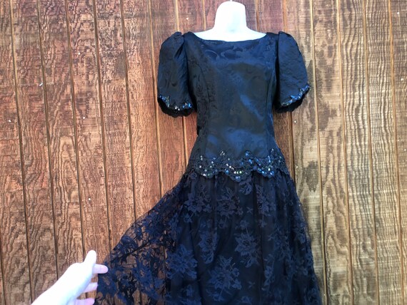 scott mcclintock black dress American Vintage Scott McClintock Long Formal Satin Sheath Dress