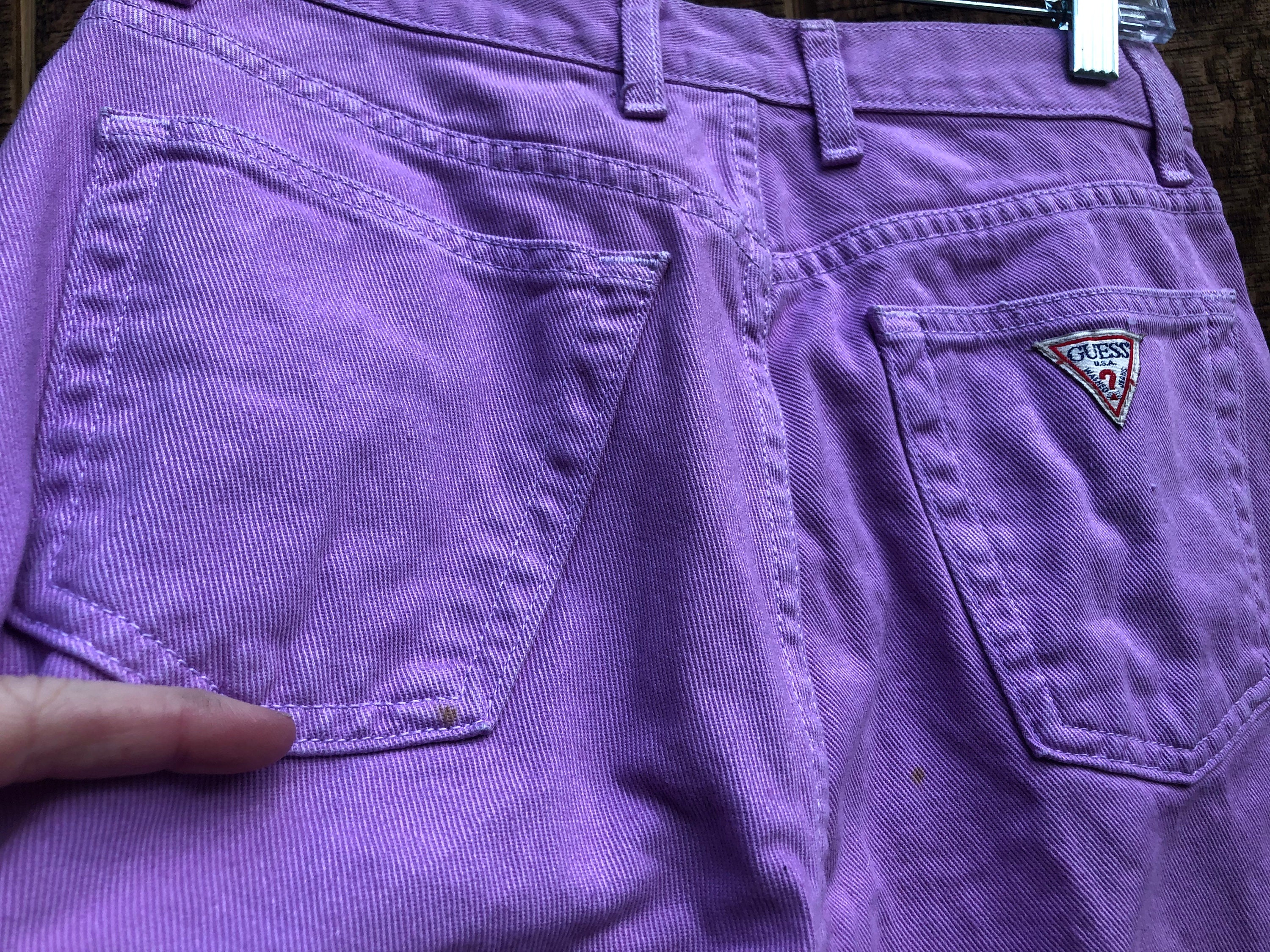 GUESS JEANS ハイウエストの紫デニム　29 ヴィンテージ　カラーデニム il_fullxfull.5782483976_mtbn.jpg