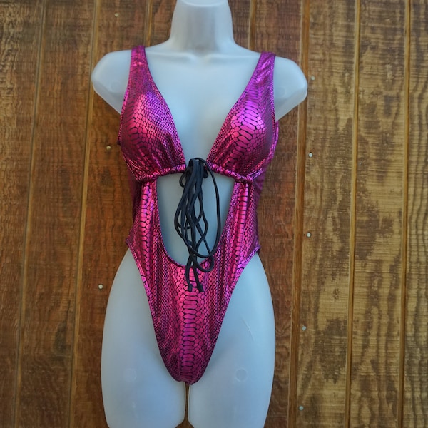 Thong shiny metallic snake print one piece bathing suit swim size medium swimsuit swimwear