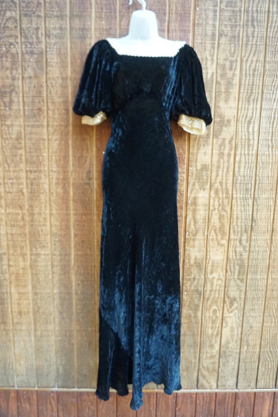 Vintage 1930s long black velvet dress size XS - image 2