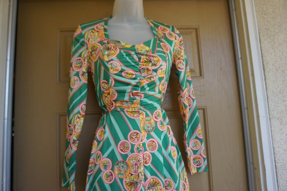 Cute Little 70s Dress Long Sleeves Small 70's Fun Dress Mini Short Long  Sleeves Collar - Etsy