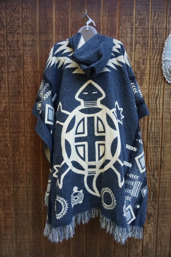 Hooded cape with turtle design jacket size up to … - image 5