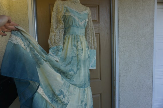 Gunne sax size 13 large ombre prairie lace maxi d… - image 1