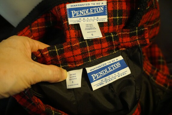 PENDLETON Vintage size 6 red and black suit wool … - image 9