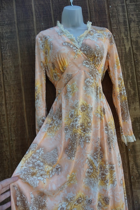1970s vintage maxi dress prairie medium floral - image 2