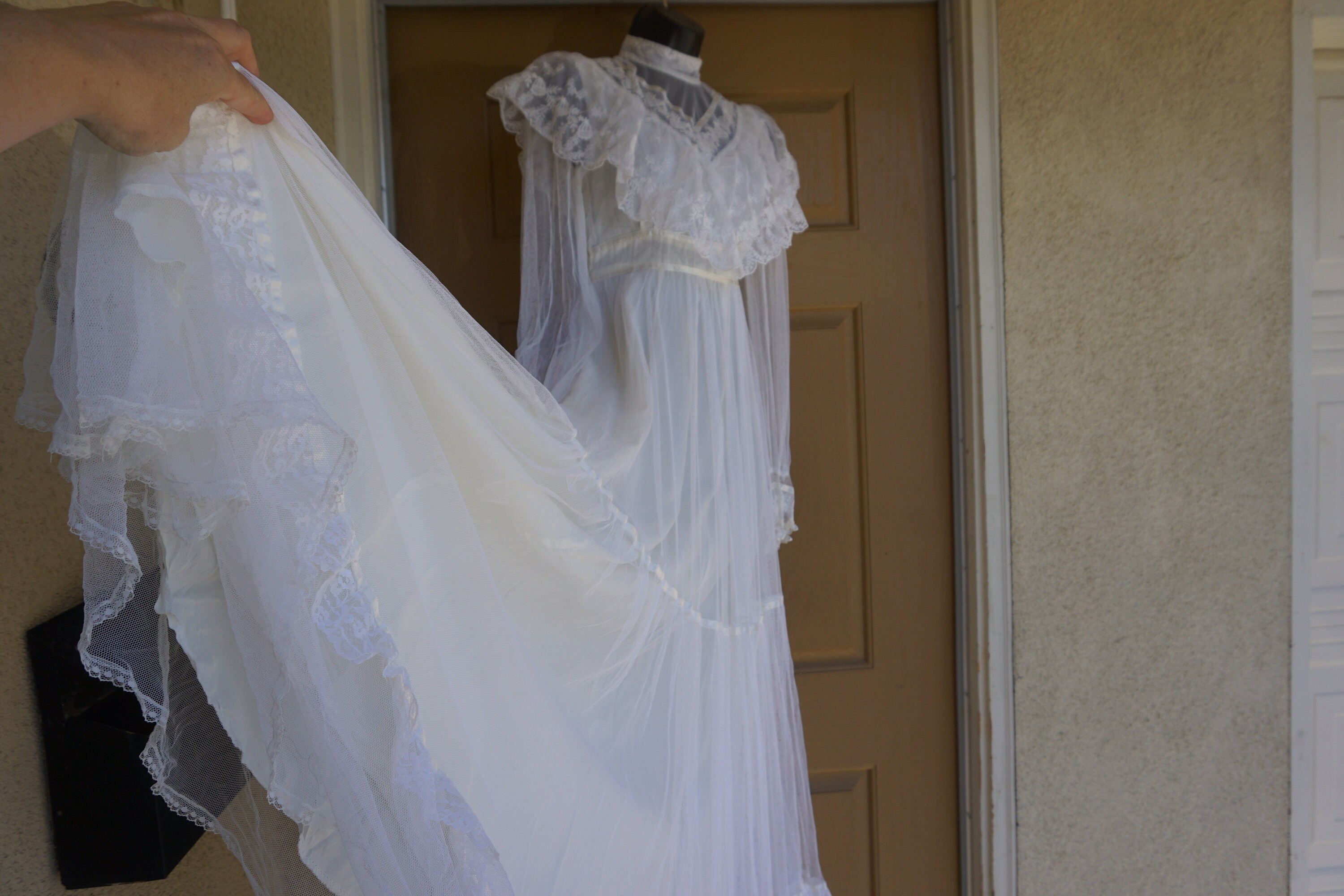 Gunne Sax Bridal Wedding Gown Size 7 Small White Prairie Dress Lace ...
