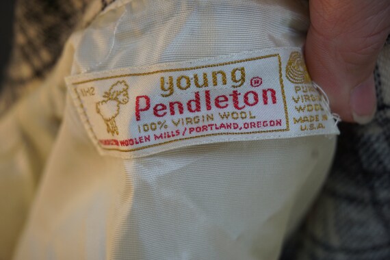 Young PENDLETON 1970s Vintage suit wool jacket/sh… - image 7