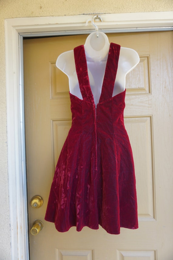 LA Glo Vintage velvet red dress size 5/6 - image 6