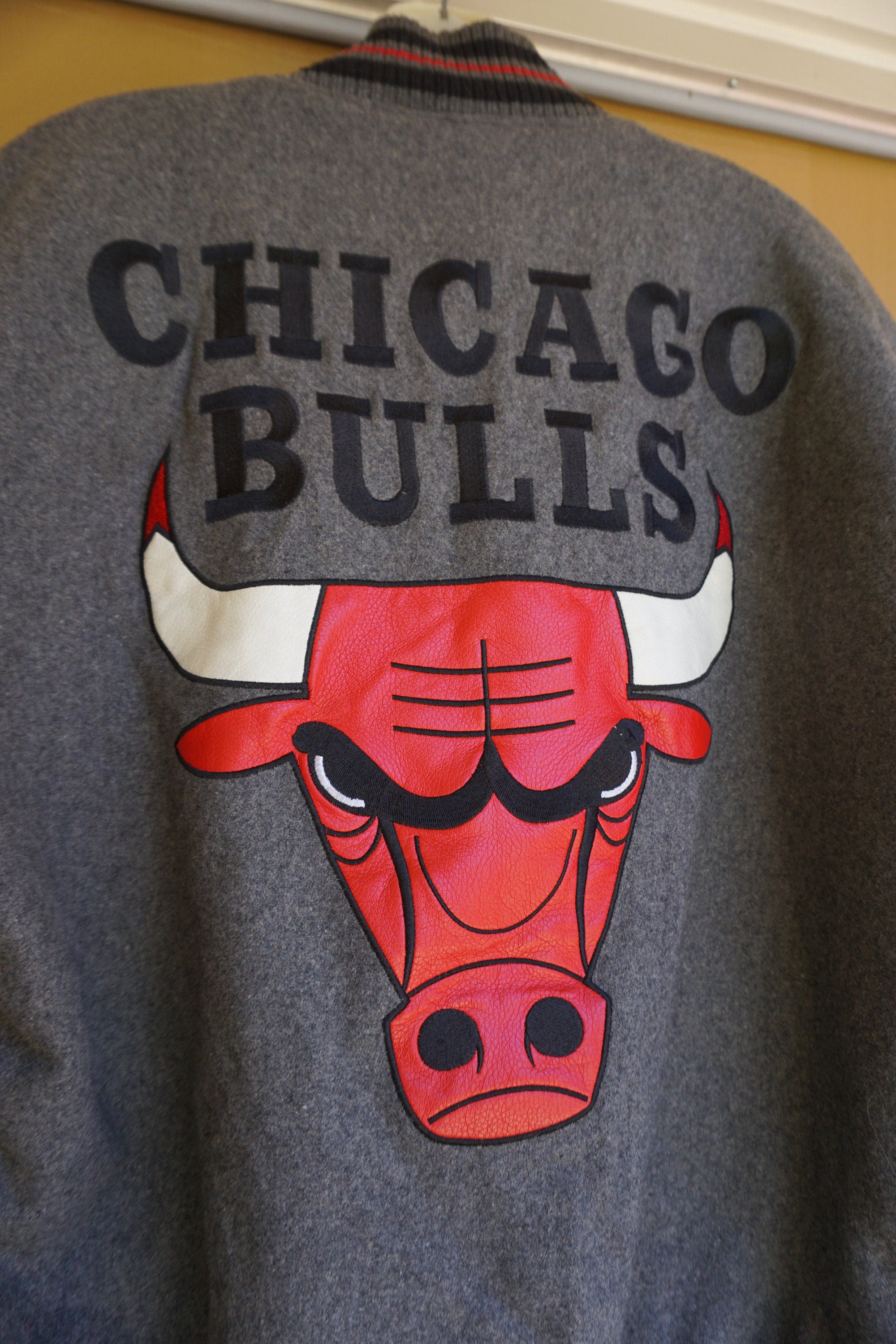 Red Chicago Bulls cropped hoodie- official NBA - Depop