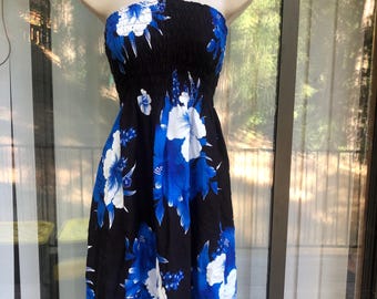Hawaiian Floral Halter Dress - vintage tropical floral print rayon a-line sundress with handkerchief hem S Small M Medium large short