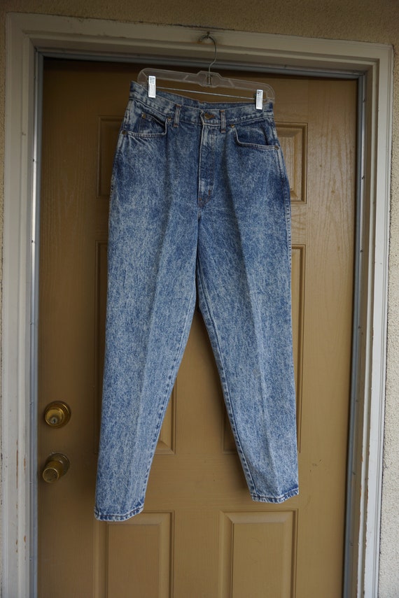 vintage CHIC jeans / 80s acid wash jeans / high w… - image 3