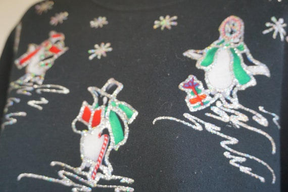 Glitter Vintage 1990 Christmas penguin sweatshirt… - image 2