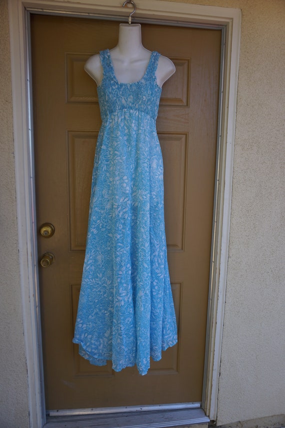 Vintage 70s Jody T blue and white floral size 11 … - image 5