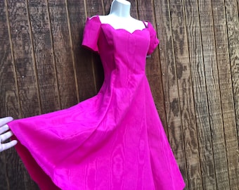 Vintage 80s/90s Style off Shoulder Dress - Etsy