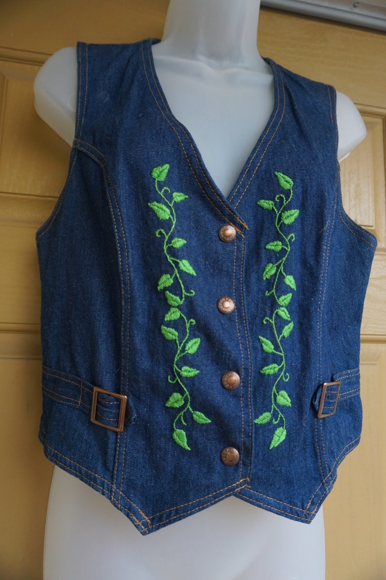 Vintage 70s womens denim jean jacket vest size small / medium 1970s embroidered image 3