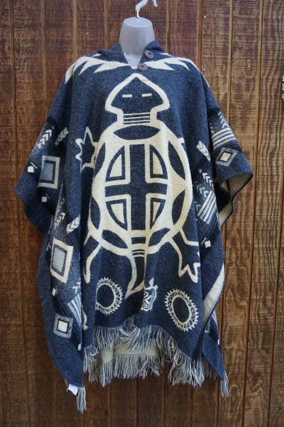 Hooded cape with turtle design jacket size up to … - image 3