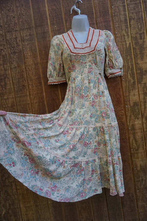 Vtg 1980s short sleeve dress size medium floral p… - image 4