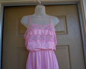 Vintage pink long nightgown nylon size medium romantic