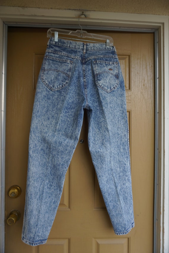 vintage CHIC jeans / 80s acid wash jeans / high w… - image 5