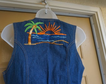 Vintage 70s womens denim jean jacket vest size small / medium 1970s embroidered