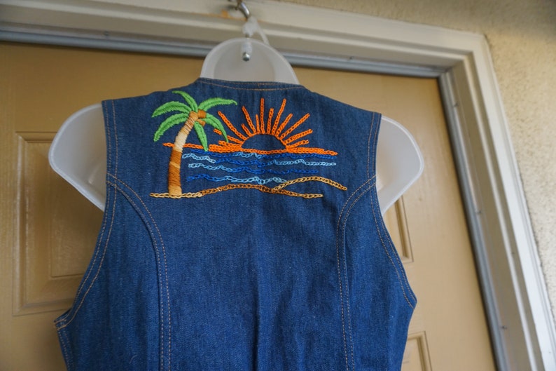 Vintage 70s womens denim jean jacket vest size small / medium 1970s embroidered image 1