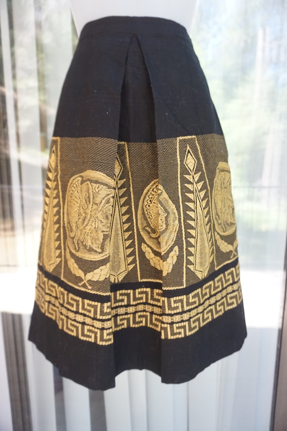 Vintage gold and black skirt size medium - image 1