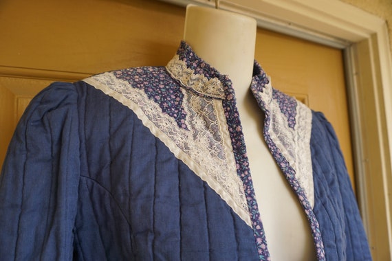 HAND MADE Vintage blue floral quilt Gunne Sax sty… - image 7