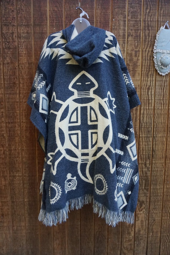 Hooded cape with turtle design jacket size up to … - image 7