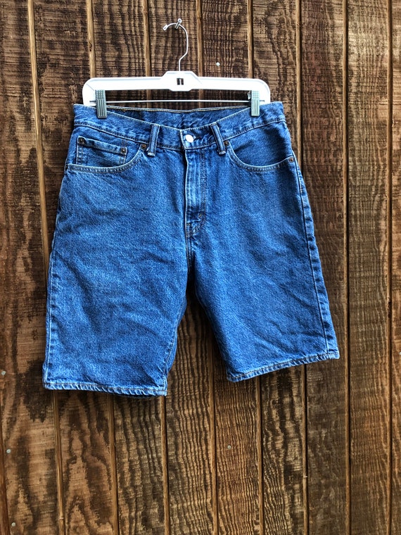 levis size 32 Vintage blue denim jean shorts 505's - image 2