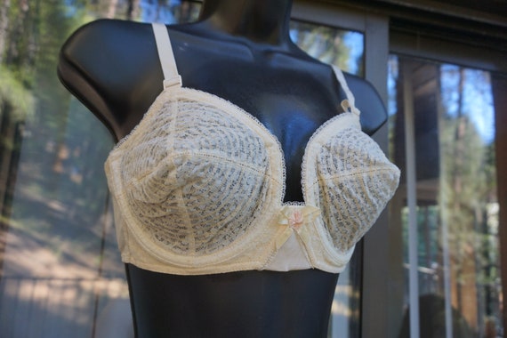 Bullet bra off white sexy 1950s 50s size 38 A - image 1
