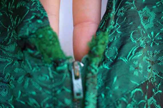 1950s green short wiggle dress mid century with b… - image 6