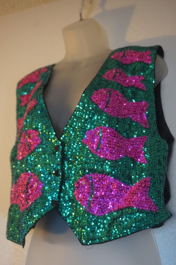 Vintage sequined / vest  /  sparkly medium  extra 