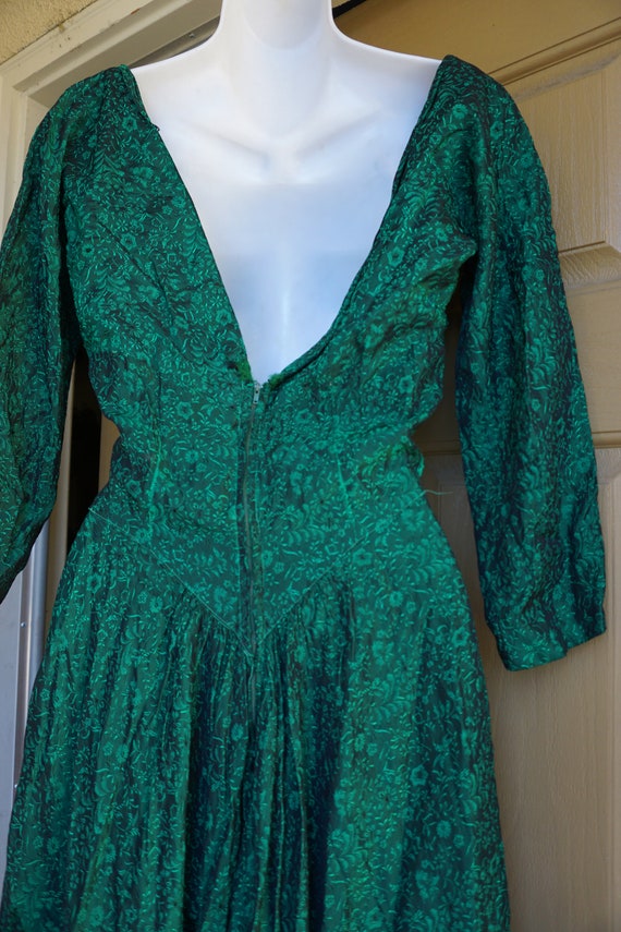 1950s green short wiggle dress mid century with b… - image 10