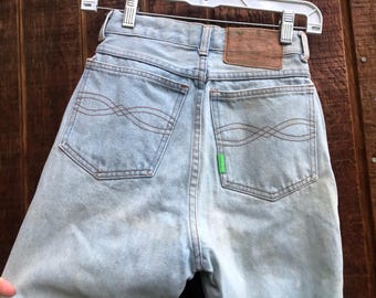 Jordache vintage size 3 high waisted denim jeans tapered MOM
