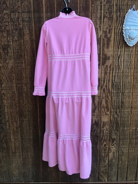 Vassarette Vintage pink warm long nightgown - image 5