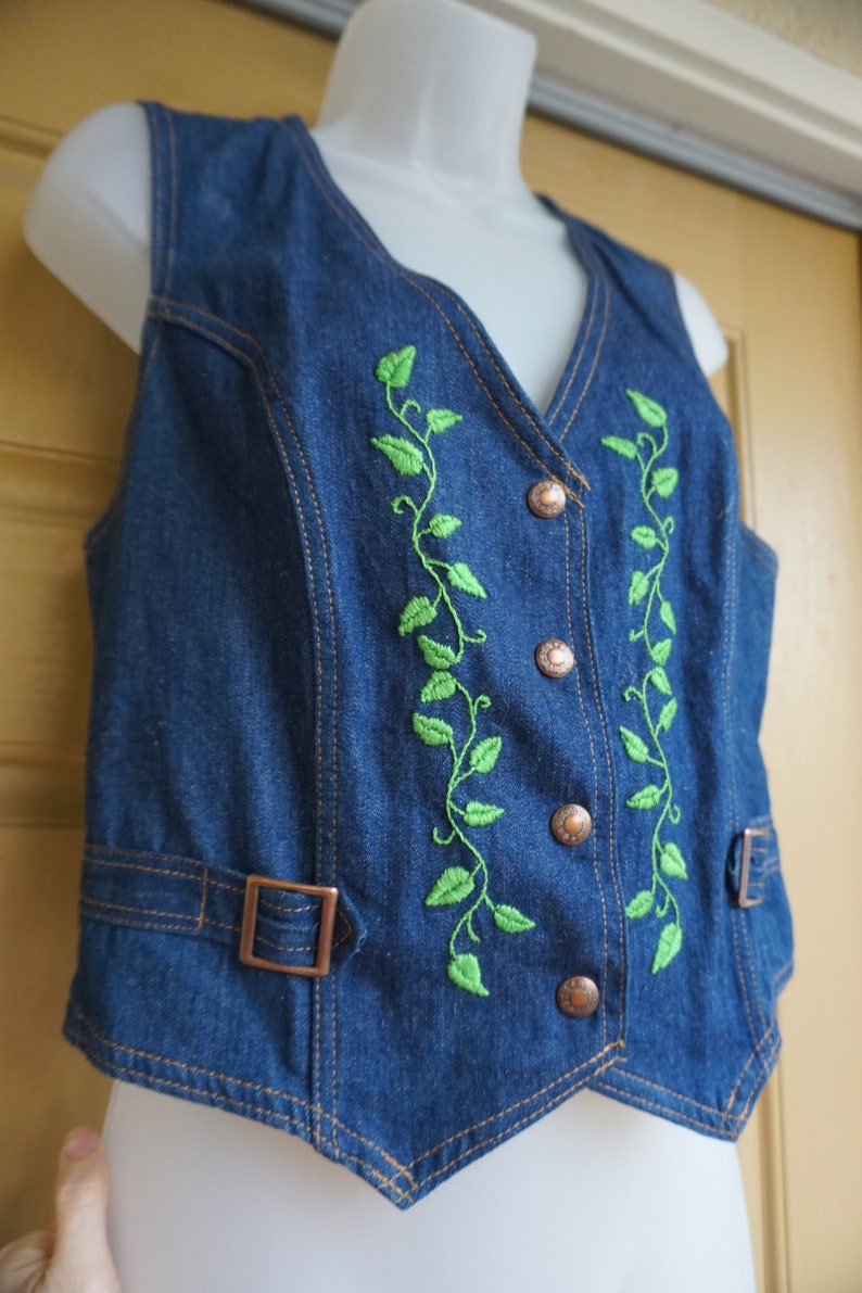 Vintage 70s womens denim jean jacket vest size small / medium 1970s embroidered image 8