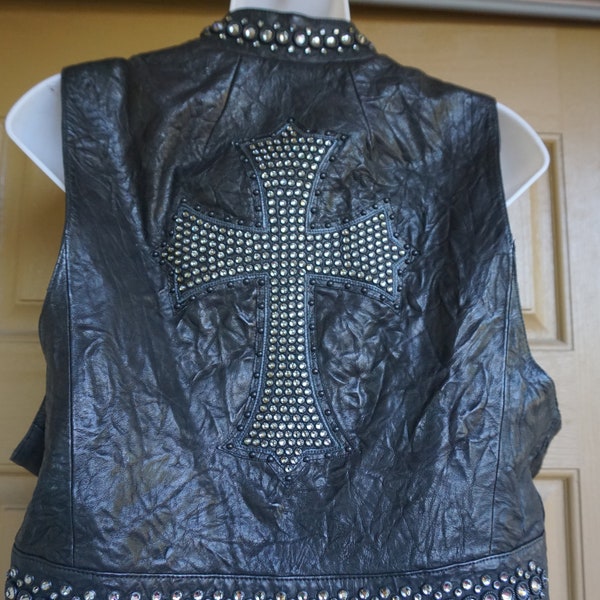 Kippys Black Leather Vest Size 8 Medium Sleeveless Crystals Biker Rocker Designer