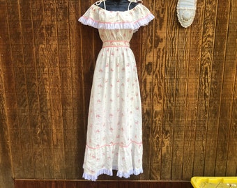 Gunne sax style size medium prairie off the shoulder maxi dress sleeveless 70s 1970s floral summer sun sundress white and pink