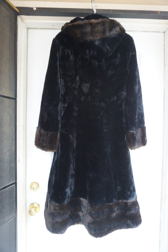 HOODED 70s brown faux fur PRINCESS COAT Large lon… - image 4