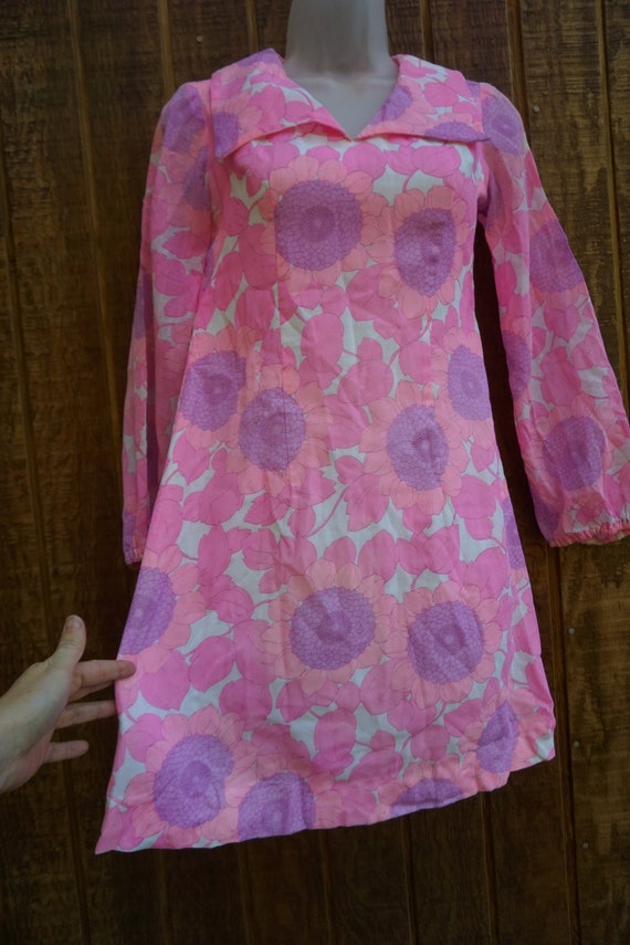 Vintage mini dress pink long sleeve floral short … - image 7