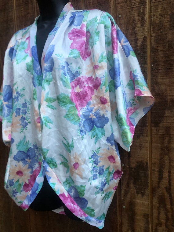 Floral 80s top ultra draped cocoon bed jacket bat… - image 5