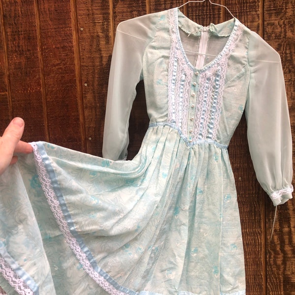 Childrens Youth girls blue Gunne sax style prairie lace dress 70s 1970s floral