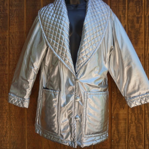 Silver metallic Vintage 1990s jacket by Maurada 90s fun shops unique shiny long oversize slouchy 90s insulated size small